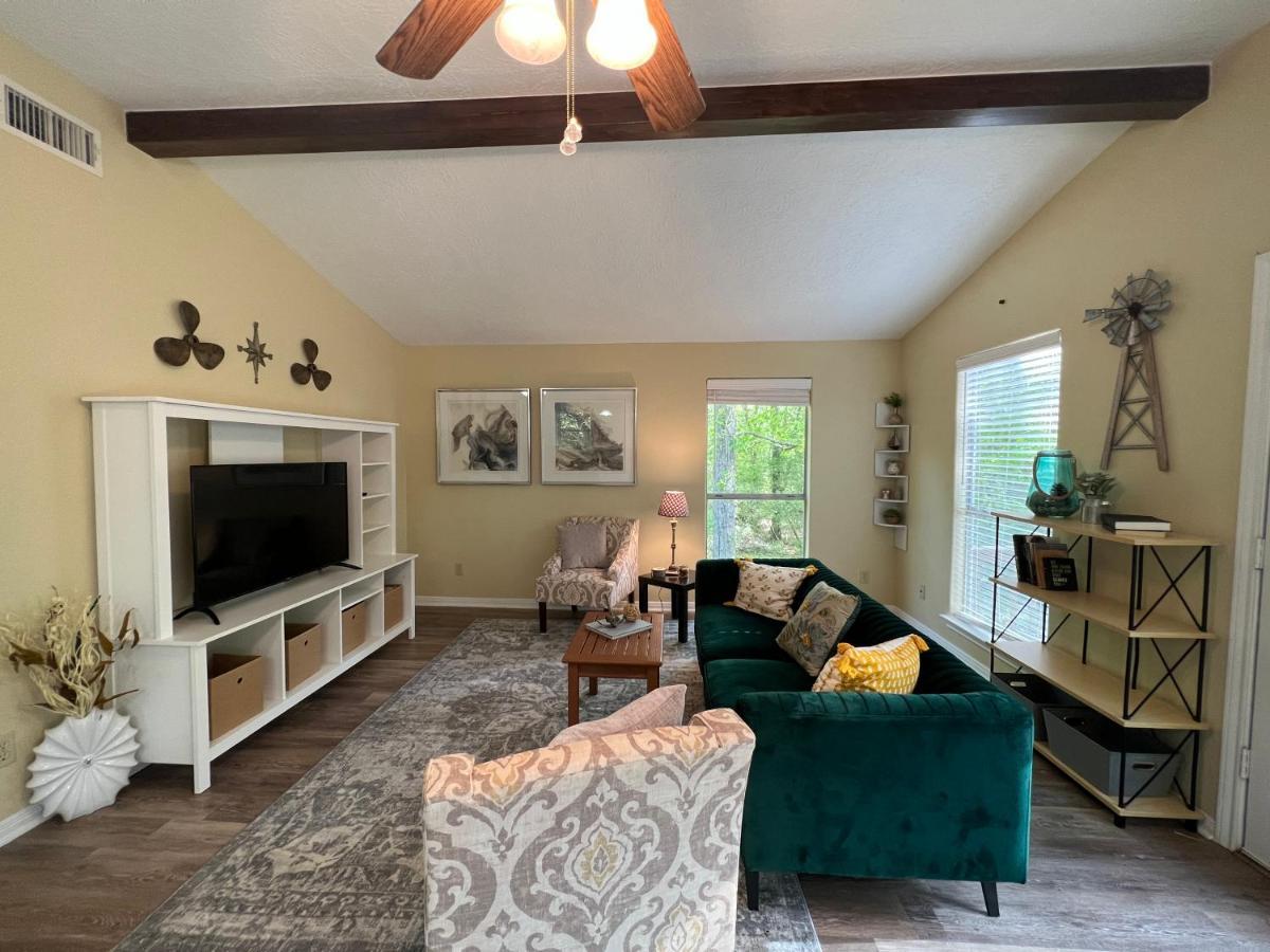 2 Bdrm Treehouse Hideout- Lake Conroe With Boat Ramp Montgomery Eksteriør billede