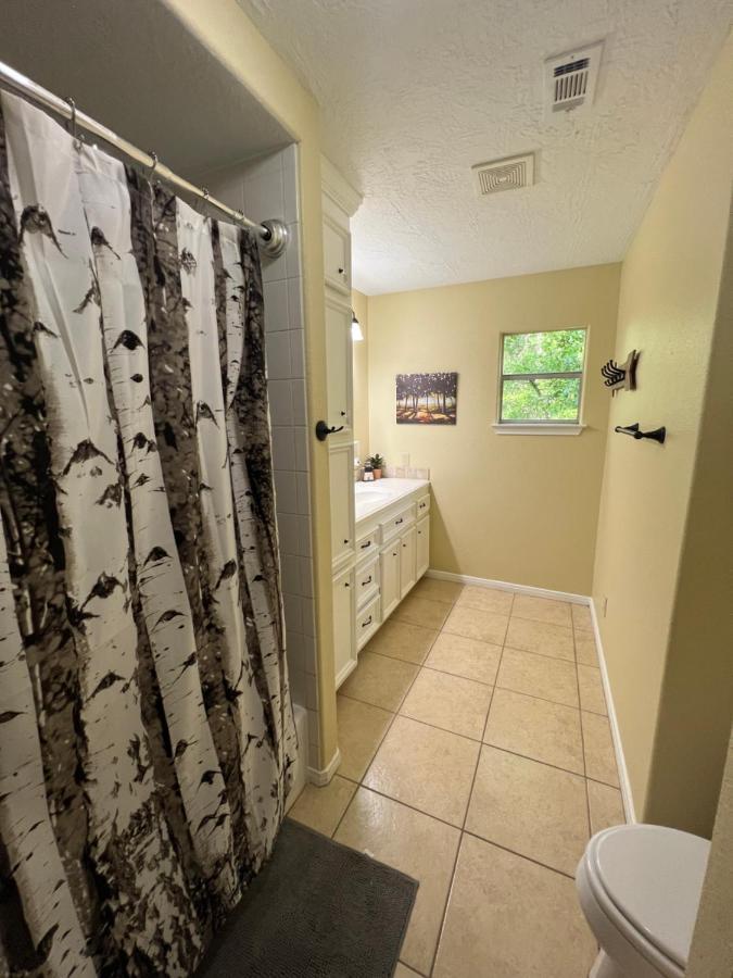 2 Bdrm Treehouse Hideout- Lake Conroe With Boat Ramp Montgomery Eksteriør billede